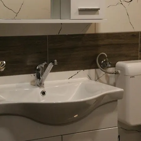 The Rest Nest Risovac