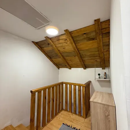 The Rest Nest Risovac